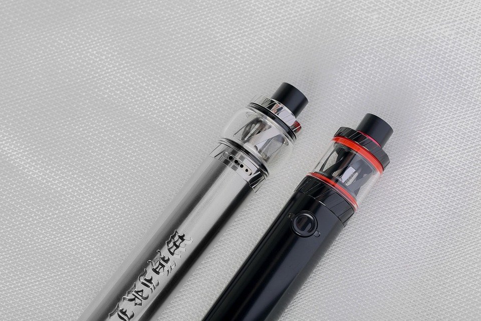 Cigarettes And E Cigarettes